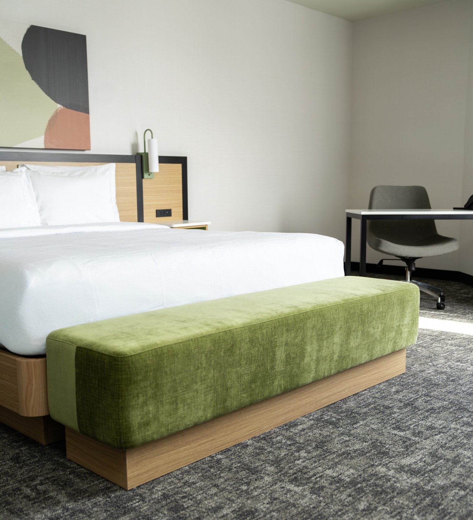 Spark by Hilton Bench Suite